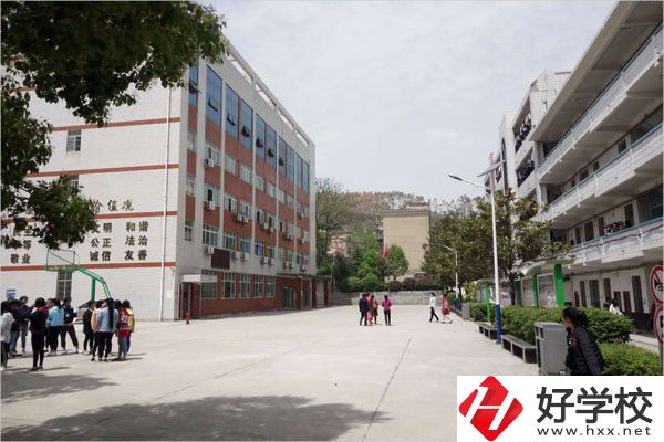 邵陽市女子職業(yè)學校教學樓