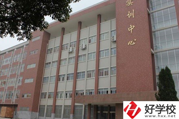 岳陽市高級技工學(xué)校有哪些辦學(xué)特色？