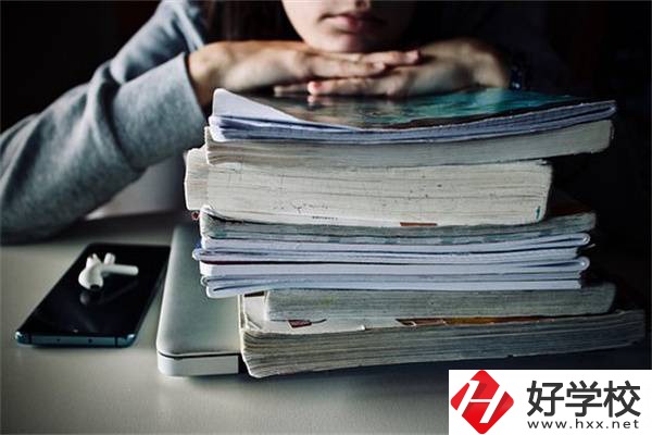 湖南初中畢業(yè)選3+2還是3+3？有五年制大專推薦嗎？